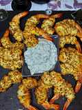 Feuilletées aux crevettes et sa sauce aux herbes