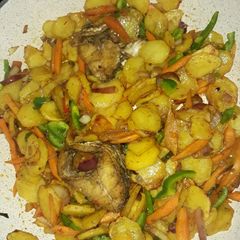 A picture of Potatoes stir fry.