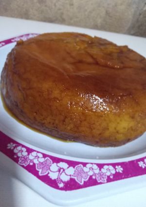 Una foto de Flan de mango 🥭