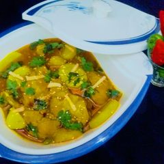 A picture of Salan.