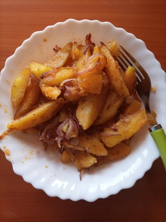 Easy Way Make Savory Fried Potatoes Wedges which Delicious