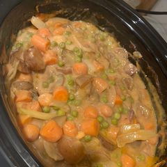 A picture of Crock pot Beef stew.