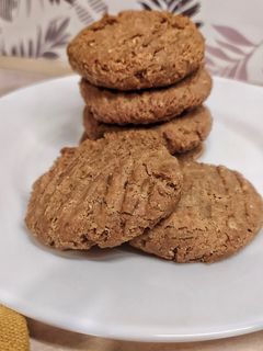 Mogyoróvajas sütik liszt nélkül 🍪 Keto recept recept fotója