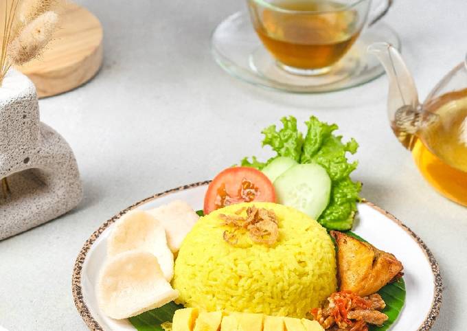 Resep Nasi Kuning Wangi Tips Kuning Cerah Oleh Dapur Bundafaris Cookpad 3784