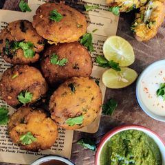 A picture of Cheesy aloo tikki.