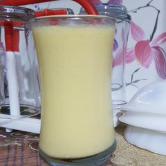 A picture of Mango shake.
