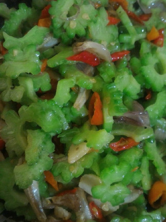 Bagaimana Membuat Tumis pare teri pedas yang Sempurna