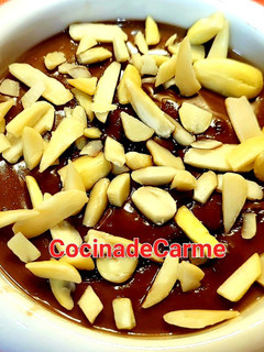 Una foto de Natillas de flan y chocolate