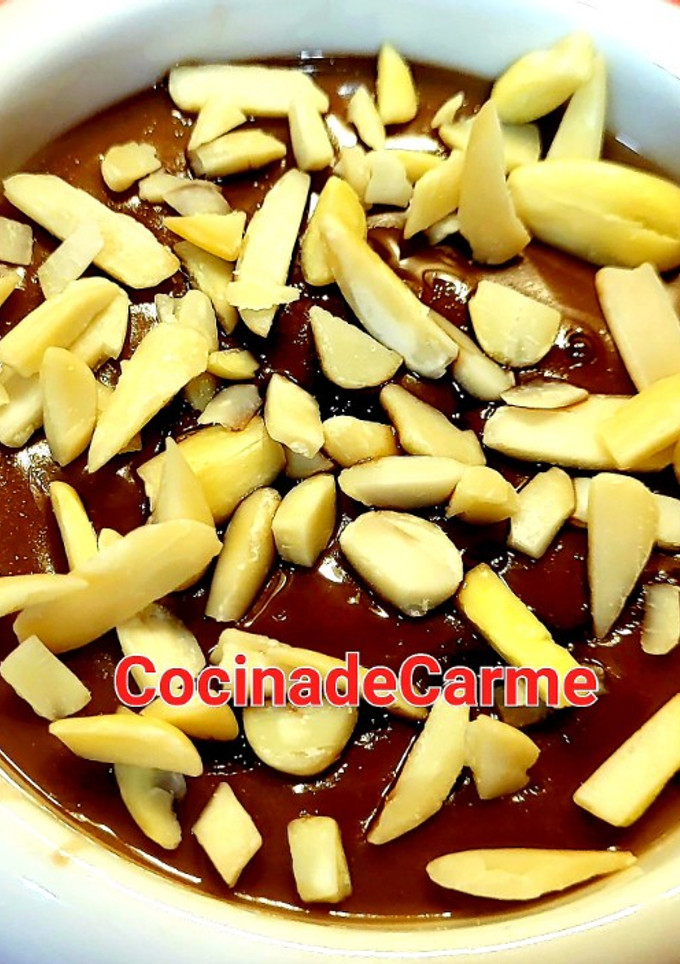 Una foto de Natillas de flan y chocolate