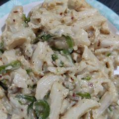 A picture of Penne Alfredo.