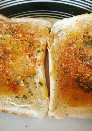 Foto resep 🍞garlic chesse hot 2 menit