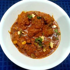A picture of Kashmiri Chicken Curry.