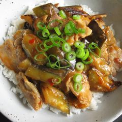 A picture of Pork & Eggplant Rice Bowl.