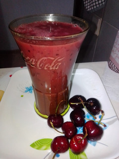 Una foto de Batido de cerezas