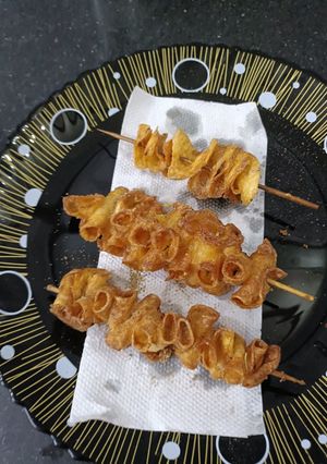 A picture of Crunchy potato spirals.