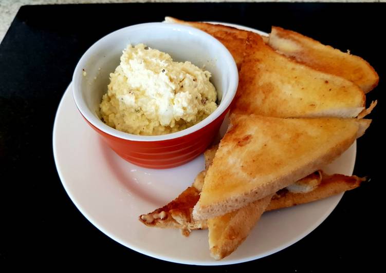 Recipe of Homemade Egg &amp; Cheese Dip with Toast 😉
