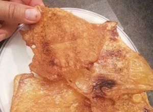 Une photo de Chips de peaux de poulet