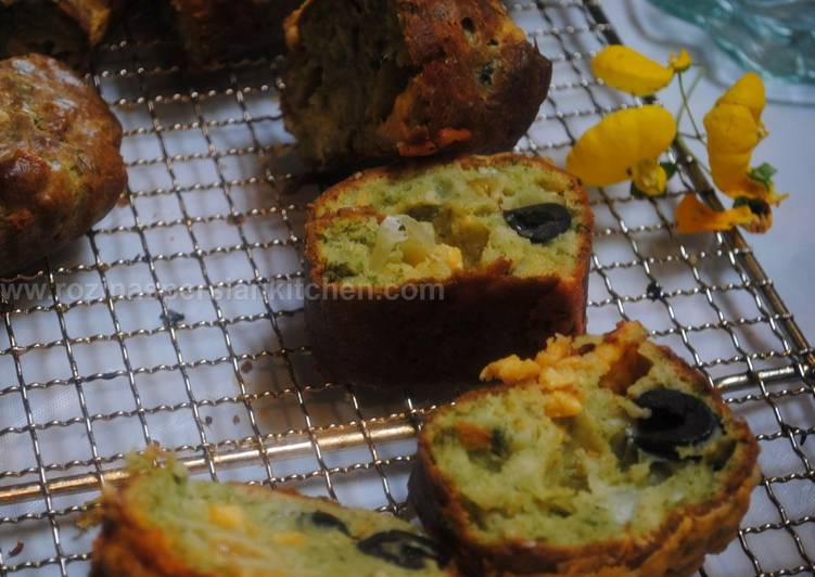 My savoury bread (cake) نان زیتون با سبزیجات