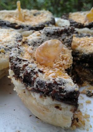 Una foto de Canastitas de Hojaldre y Relleno Marquise de Chocolate