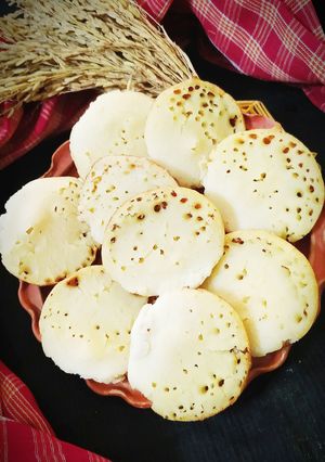 সরা পিঠে (sara pithe recipe in Bengali) রেসিপির প্রধান ছবি
