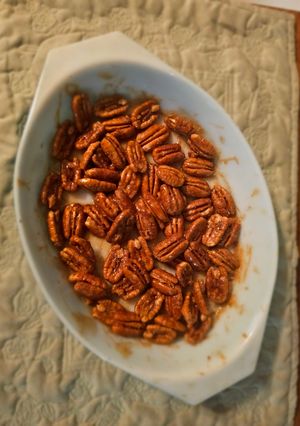 A picture of Cinnamon Pecans.