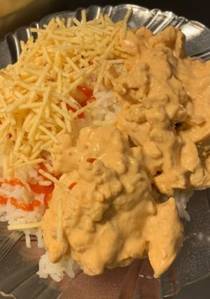 Una foto de Strogonoff de pollo