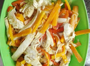 Una foto de Pollo al escabeche para sándwich