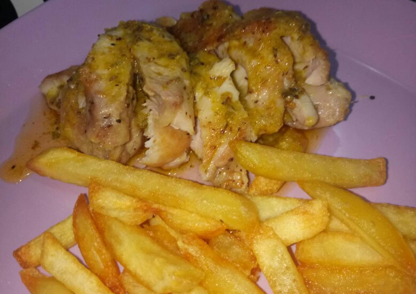 Chicken grilled with lemon butter sauce