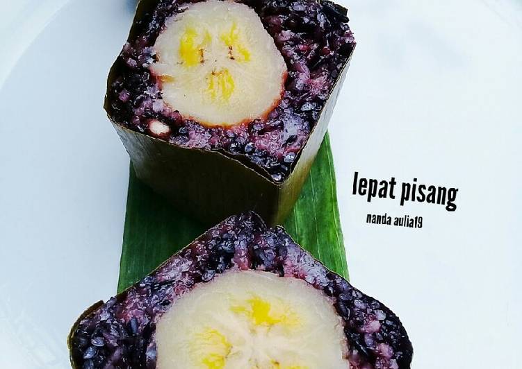 Resep: Lepat pisang ketan hitam yang Nikmat
