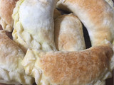 Empanadas de carne con berenjenas y zapallitos asados