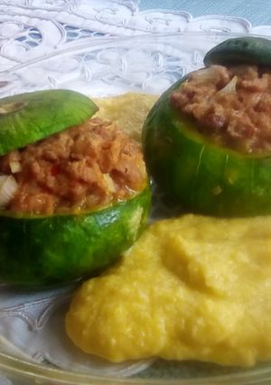 Una foto de Zapallitos rellenos c/text.de soja