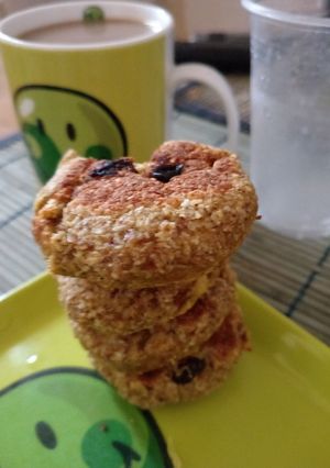 Una foto de Bizcochitos de almendras, coco y pasas de uva