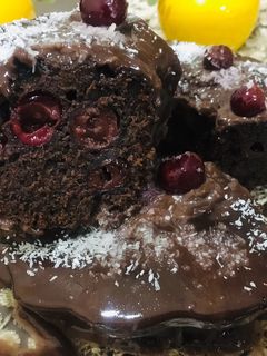 عکسی از دستور کیک آلبالو شکلاتی
