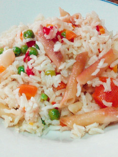 Una foto de Arroz con fideos y verduras