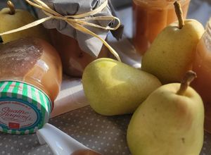 Une photo de Confiture de poires à la vanille et au noix