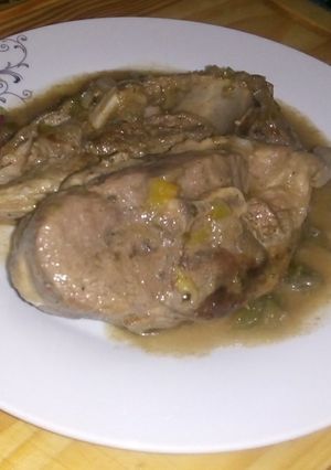 Una foto de Chivo en coco 🇻🇪 (cordero)