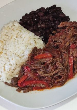 Una foto de Ropa vieja