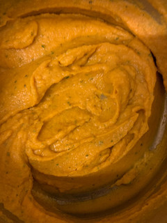 A picture of Pumpkin purée.