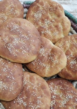عکسی از دستور کلوا...نان محلی استان لرستان