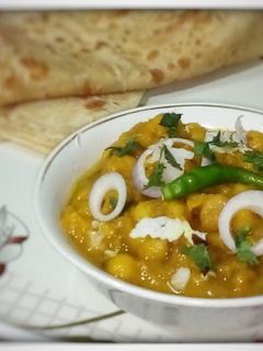 নারকেল দেওয়া ঘুগনি রেসিপির প্রধান ছবি