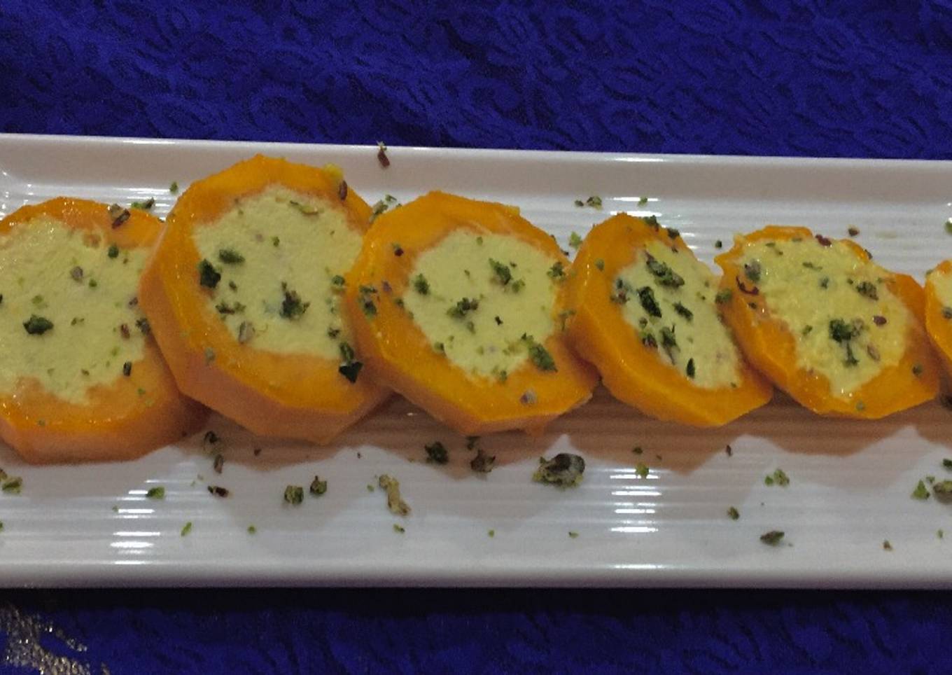 Mango with rabdhi roll