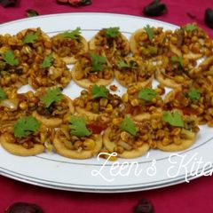 A picture of Corn Chaat Biscuit Canapes.