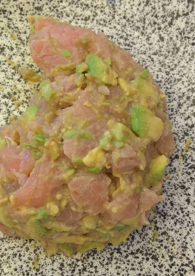 Una foto de Tartar de salmón