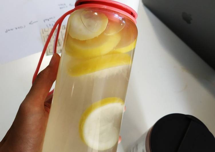 Langkah Mudah untuk Membuat Infused Water Lemon Anti Gagal
