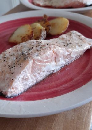 Una foto de Salmón a la mantequilla