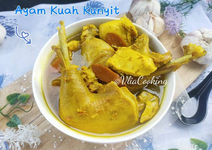 Resep Sup Ayam Kunyit Ayam Kuah Kunyit Oleh Vlia Cooking Cookpad