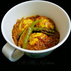 A picture of Achari Egg.