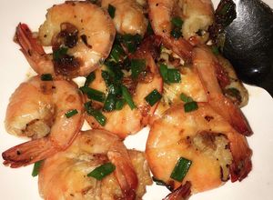 Hình của món Tôm bạc rim.