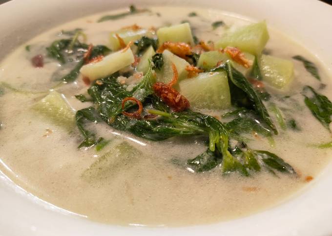 Sayur bobor bayam kemangi