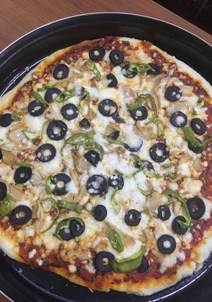 صورة لوصفة بيتزا بالخضار 🍕😋